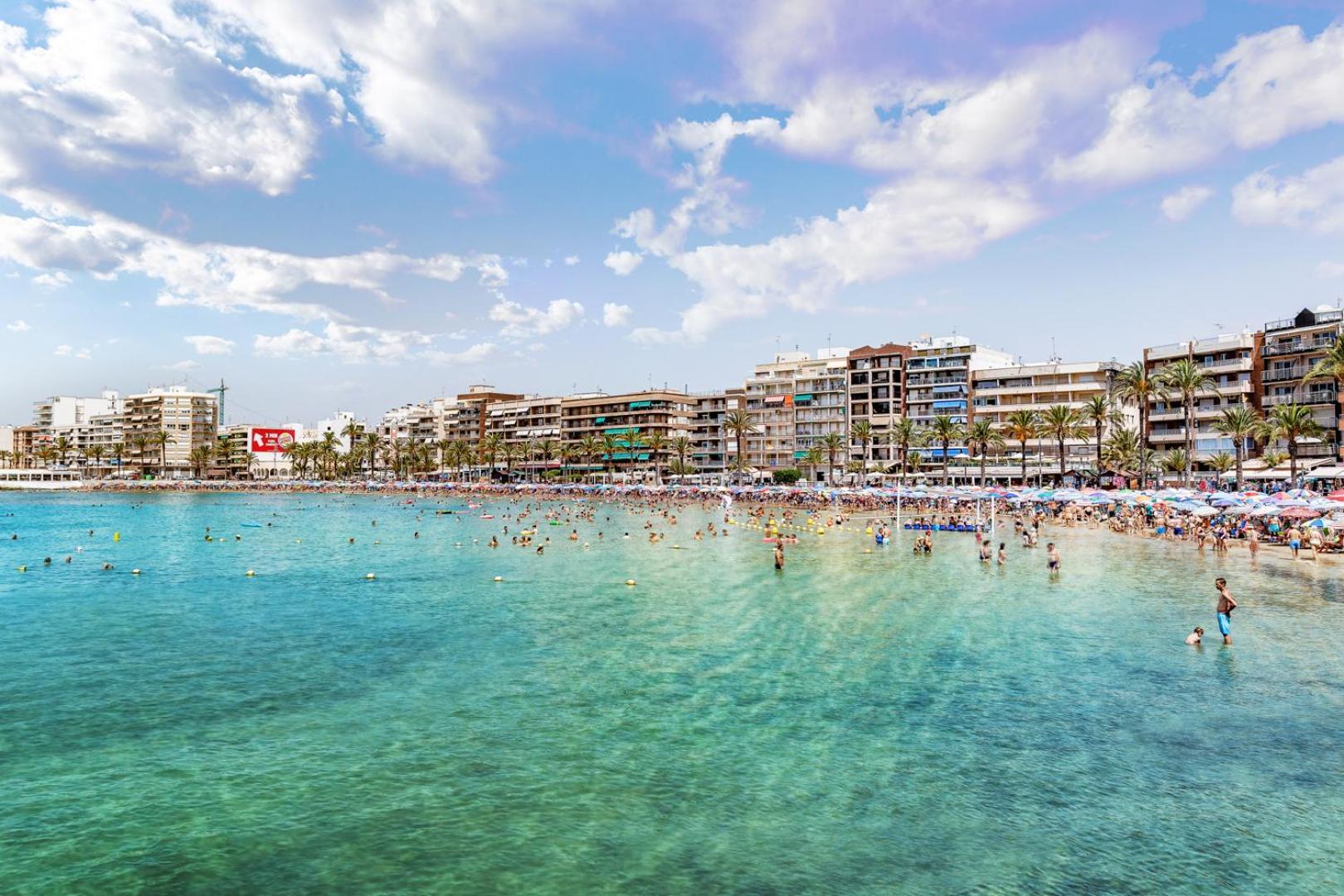 Apartment Near Beach, Playa Del Cura Torrevieja Exteriör bild